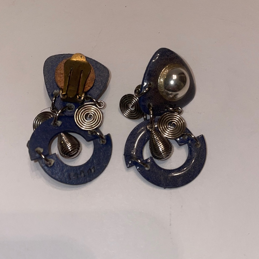Rock style earrings